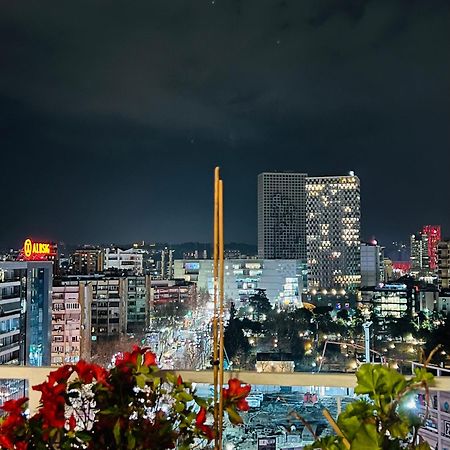 Tirana Gallery Apartment - City Center View Exteriér fotografie