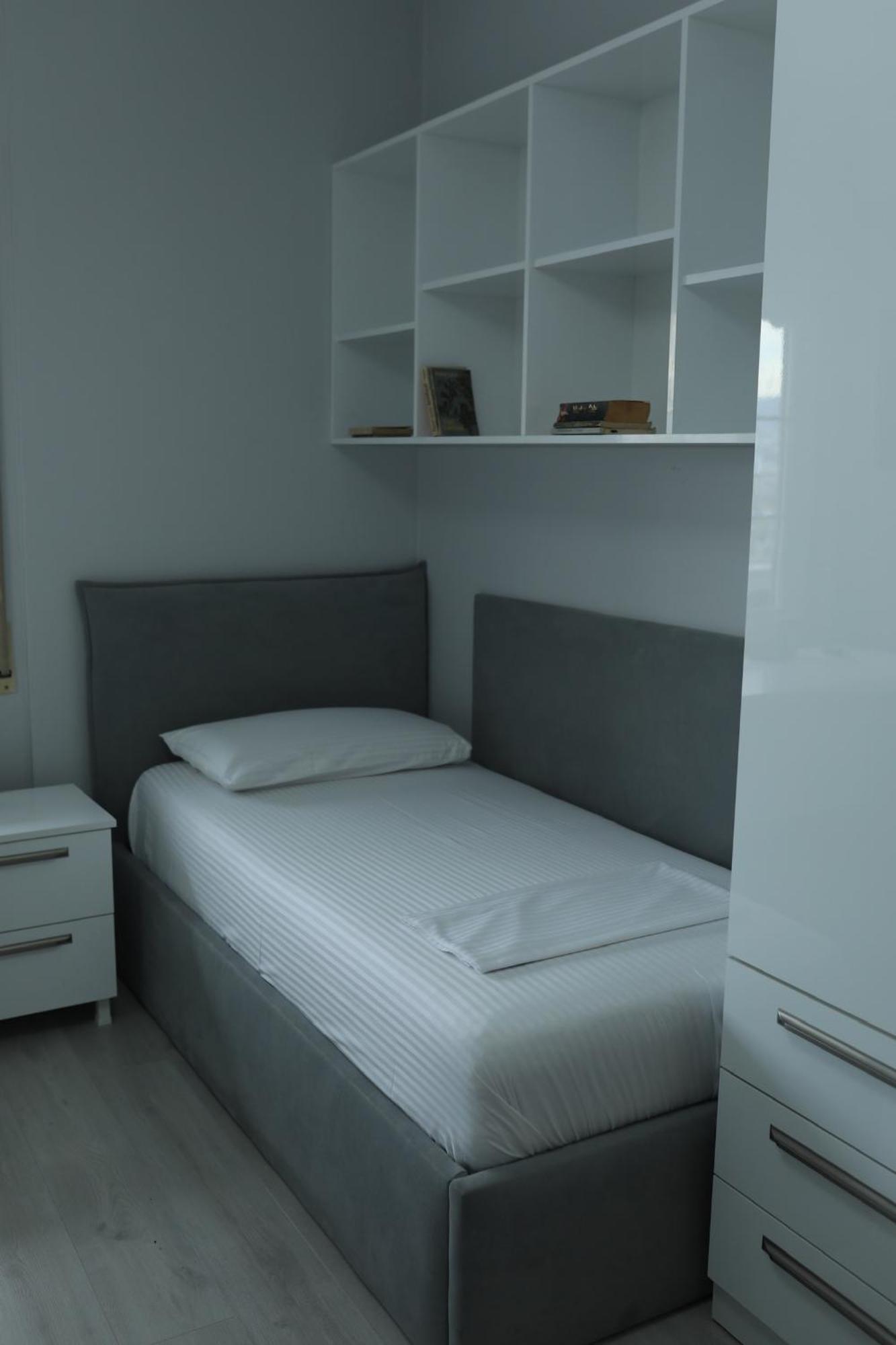 Tirana Gallery Apartment - City Center View Exteriér fotografie